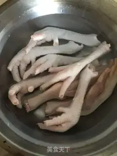 Make Chicken claw peanut soup step 0