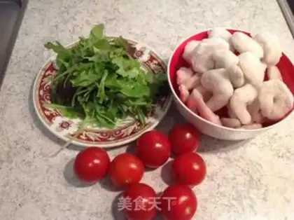 Make Tomato shrimp step 0