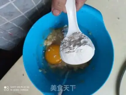 Make Breakfast banana omelet step 4