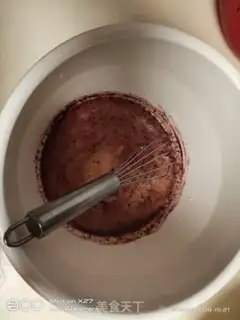 Make A red-sweet rice twirl cake step 1
