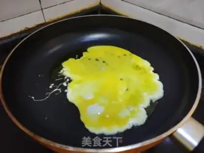 Make Scrambled egg dumplings step 1