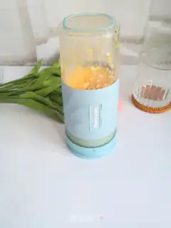 Make Fresh orange juice step 2