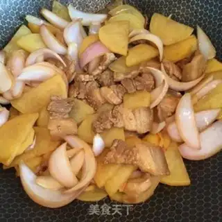 Make Five flowers for onion chips step 9