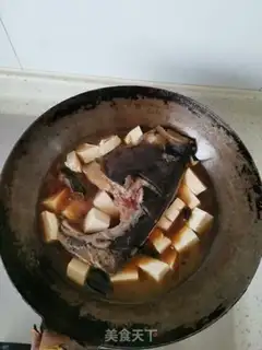 Make Red burning fish head tofu step 6