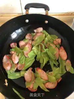 Make A red sausage step 4