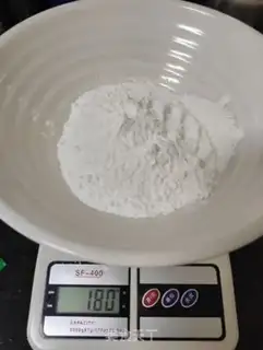 Make Seven-year-old molasses step 2