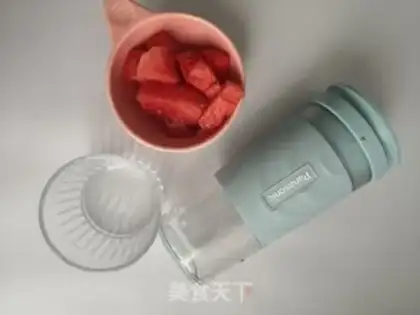 Make Watermelon juice step 1