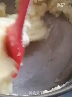 Make Strawberry chocolate puffs step 3
