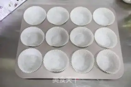 Make Chocolate marfin cake step 2