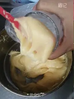 Make Strawberry chocolate puffs step 7