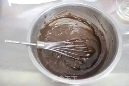 Make Chocolate marfin cake step 5