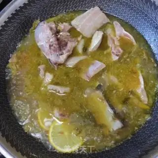 Make The sourfish that falls in love step 6