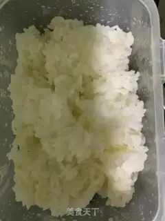 Make Egg fried rice step 1