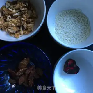 Make walnut raisin step 0