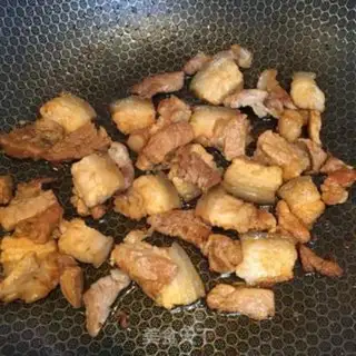 Make Five flowers and red pepper step 2