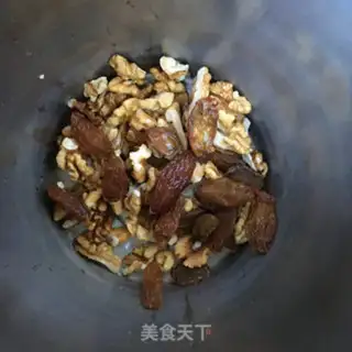 Make walnut raisin step 2