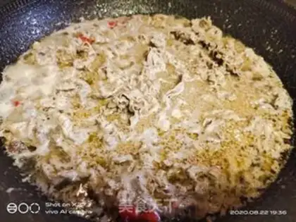 Make Sour, spicy cow soup step 4