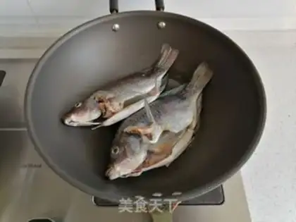 Make A red-burned tilapia step 2