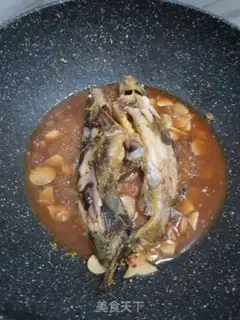 Make Seafood sauce burns cedar fish step 5