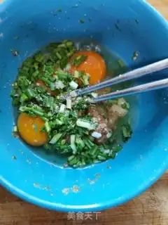 Make Meatloaf onion fried eggs step 1