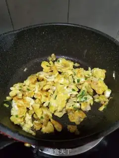Make Meatloaf onion fried eggs step 3
