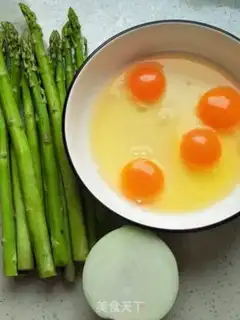 Make Onion fried eggs step 0