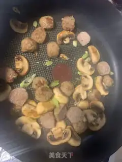 Make Meatballs, mushroom noodles step 1