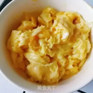 Make White fried eggs step 3
