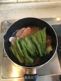 Make Scratch the face with eggs step 4