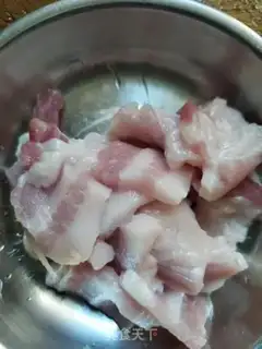 Make Five flowers and radish step 1