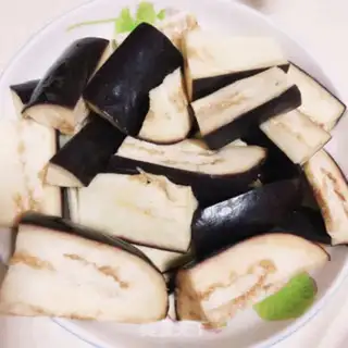 Make Meat and eggplant step 0
