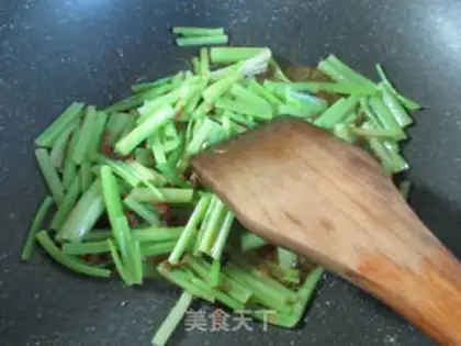 Make X-O CELERY step 4