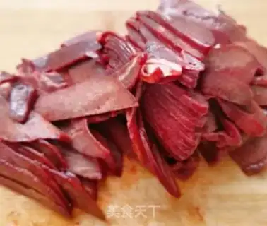 Make Twin peppers, pork liver step 2