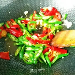 Make Twin peppers, pork liver step 8
