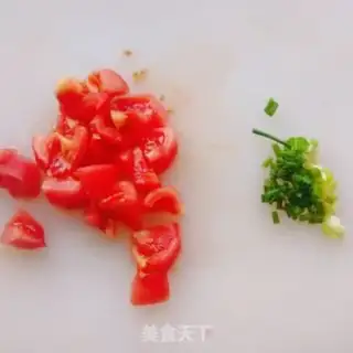 Make Tomato egg noodles step 1