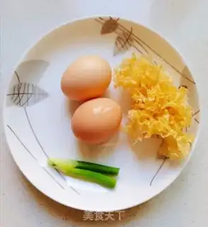 Make Silver-eared eggs step 0