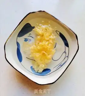 Make Silver-eared eggs step 1