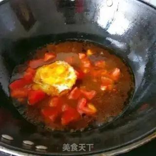 Make Tomato egg noodles step 4