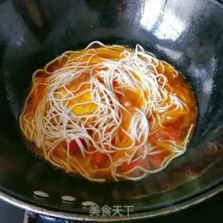 Make Tomato egg noodles step 5