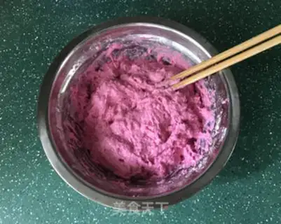 Make Flaming Dragon Cream Butterfly Creaming Bread step 3