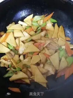 Make Five flowers and peppers and tofu step 6