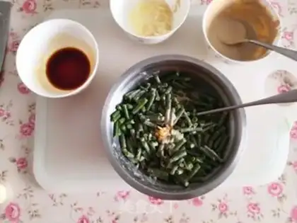 Make Garlic beans step 4