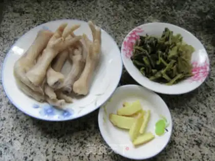 Make Pickled chicken claws step 0