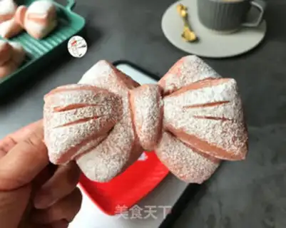 Make Flaming Dragon Cream Butterfly Creaming Bread step 19