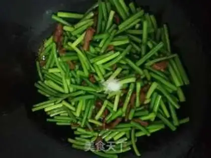 Make A tarantula gravy gravy step 6