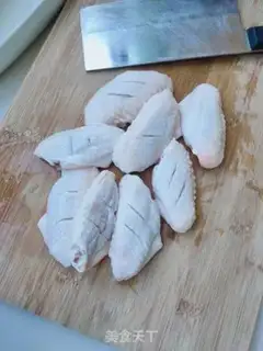 Make Chicken wings and rotting bamboo step 2