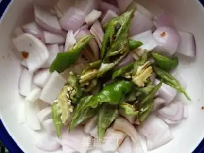Make Sprinkled onions step 5