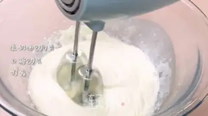 Make Mango towel roll step 3