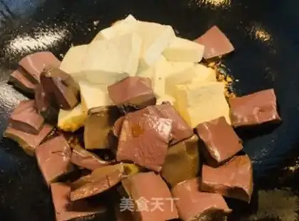 Make Pyramid duck with tofu step 4