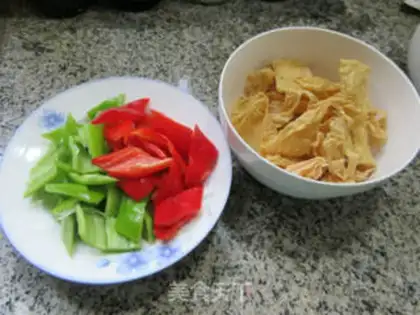 Make Twin pepper fried protein step 0